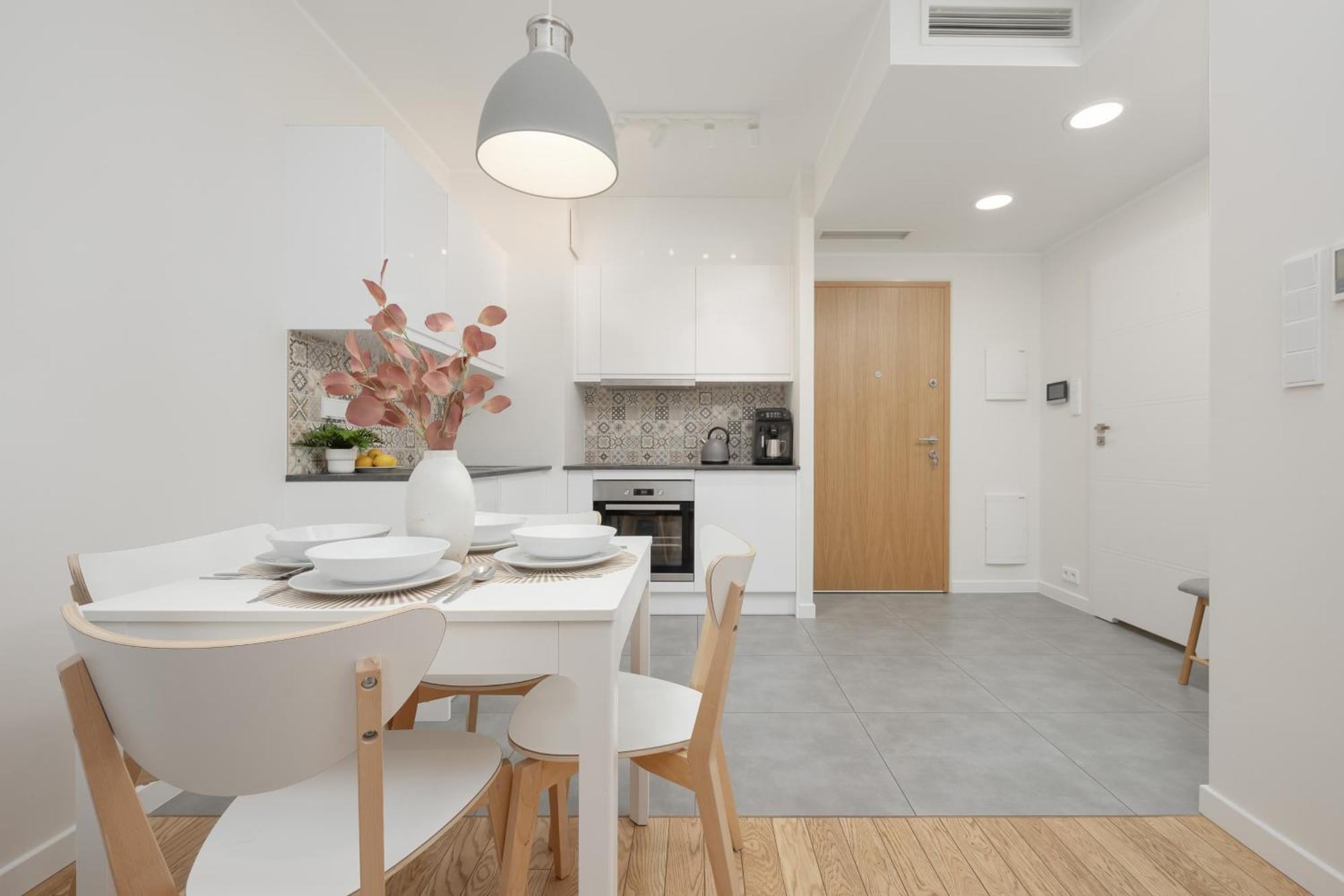 Srodmiescie Muranow With Parking By Renters Appartement Warschau